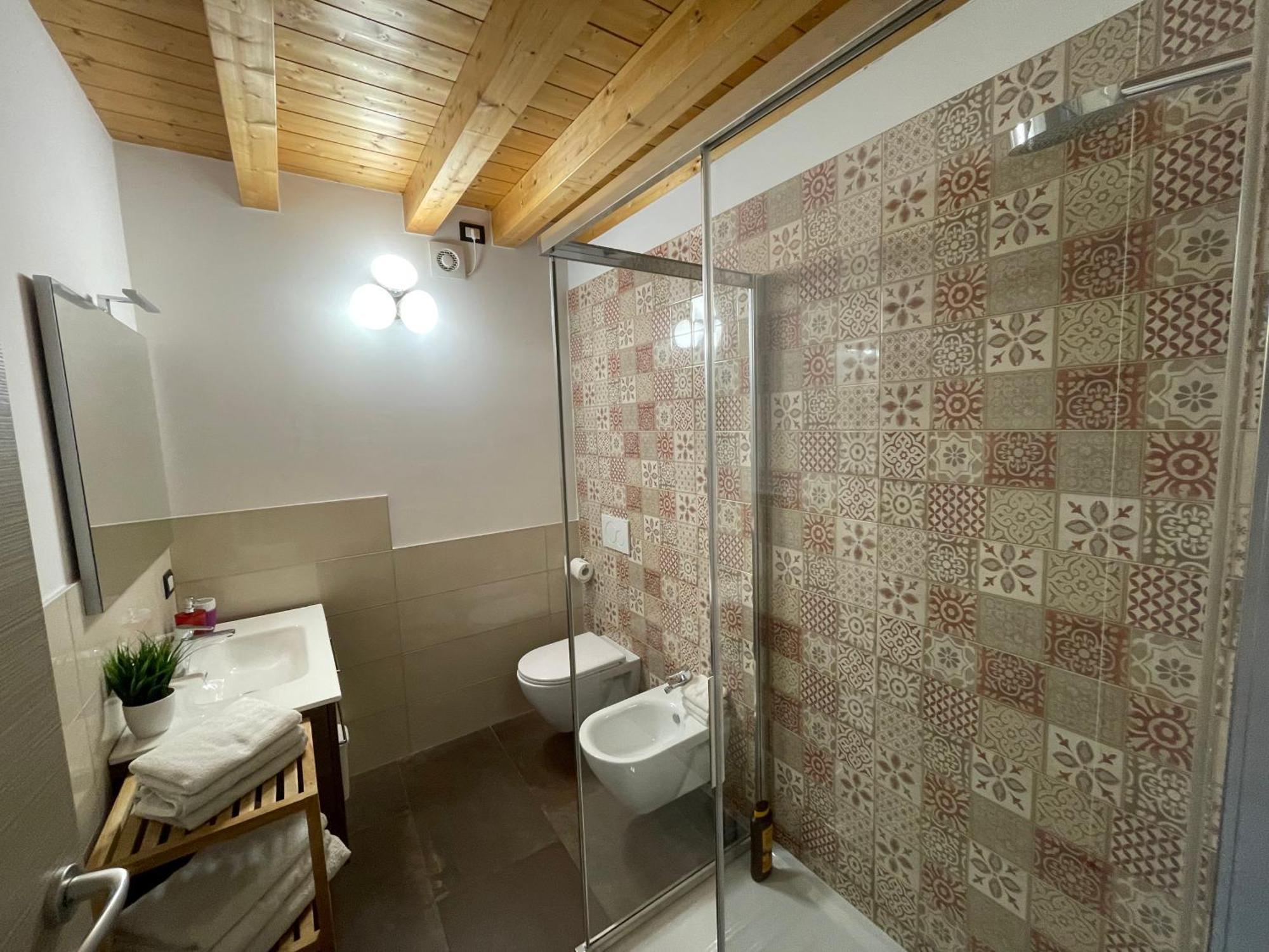 Dimora Rosso San Zeno - Wifi Veloce E Adatto Per Famiglie Verona Dış mekan fotoğraf