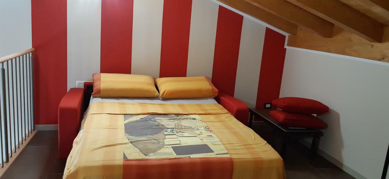 Dimora Rosso San Zeno - Wifi Veloce E Adatto Per Famiglie Verona Dış mekan fotoğraf