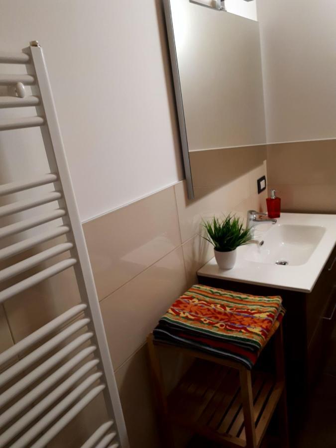 Dimora Rosso San Zeno - Wifi Veloce E Adatto Per Famiglie Verona Dış mekan fotoğraf