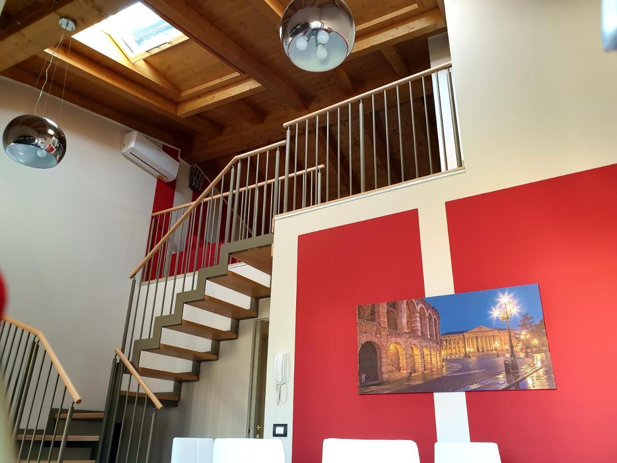 Dimora Rosso San Zeno - Wifi Veloce E Adatto Per Famiglie Verona Dış mekan fotoğraf